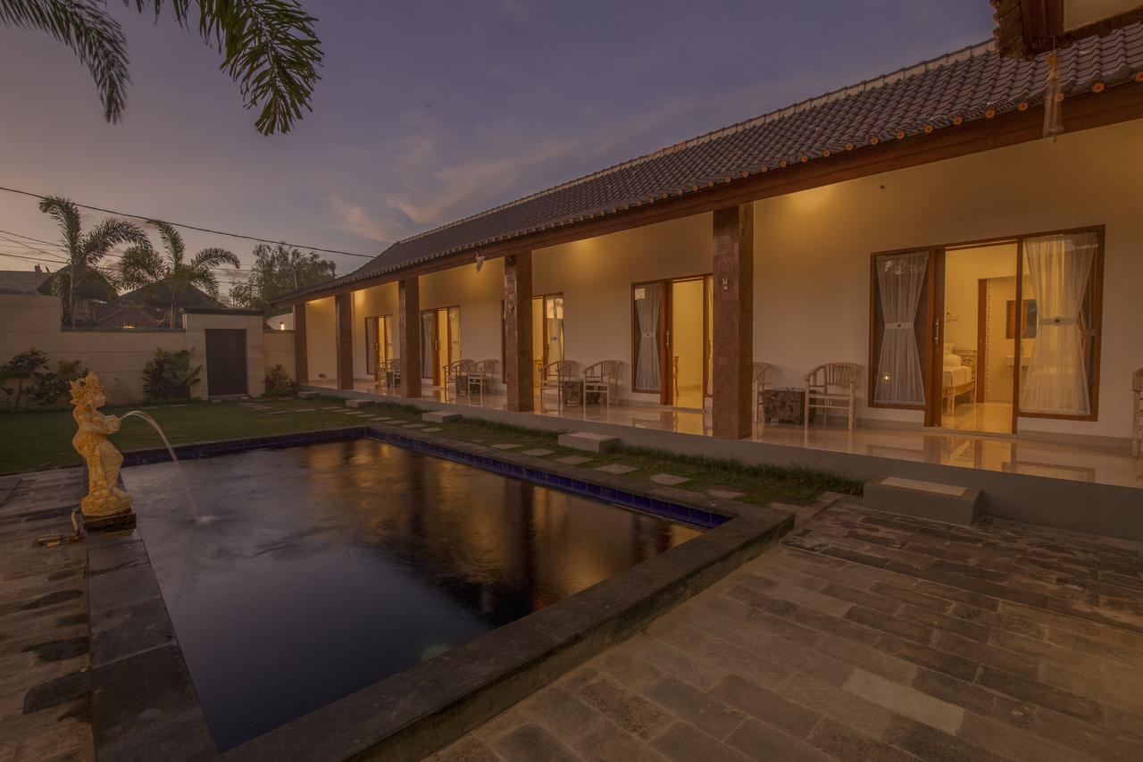 Aghasvina Guest House Canggu Extérieur photo