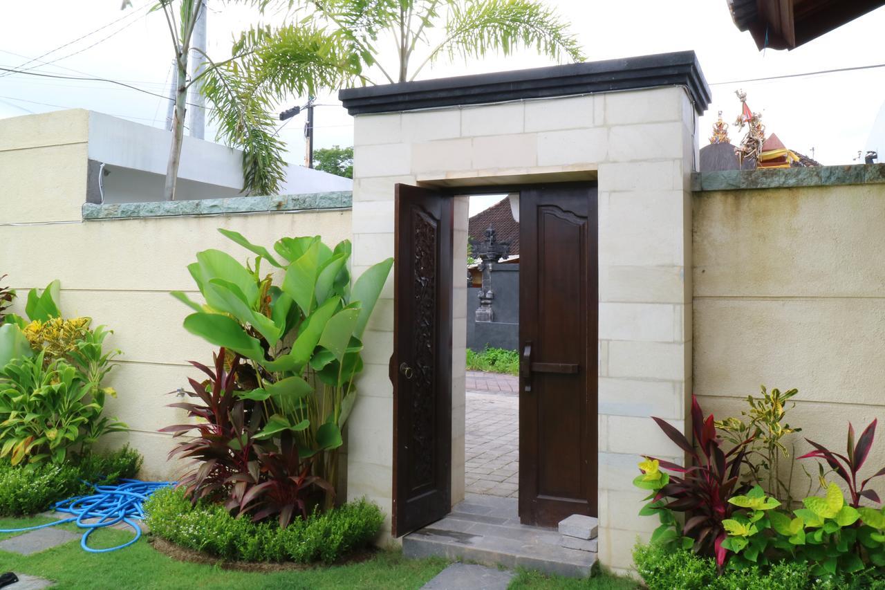 Aghasvina Guest House Canggu Extérieur photo