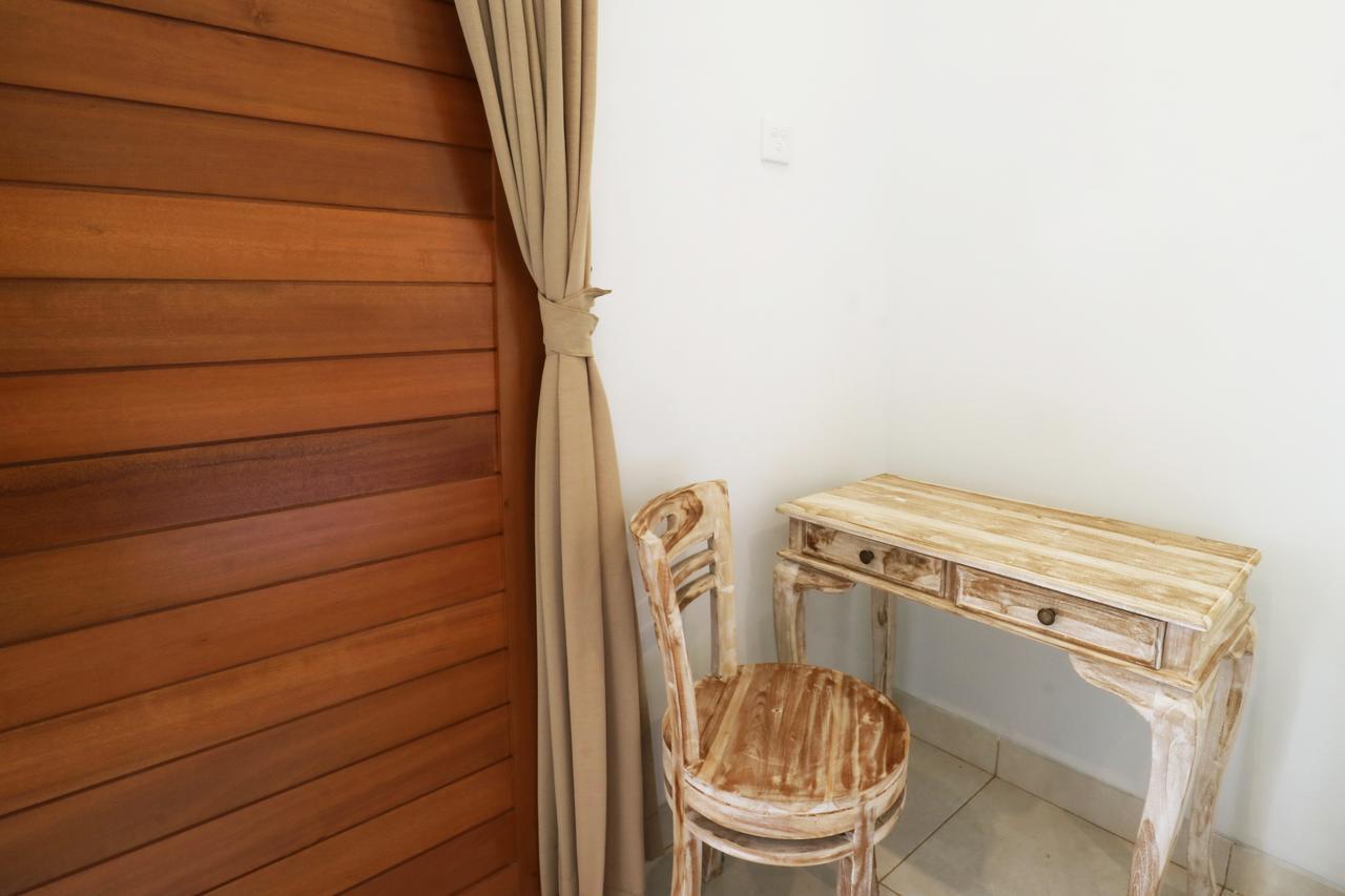 Aghasvina Guest House Canggu Extérieur photo