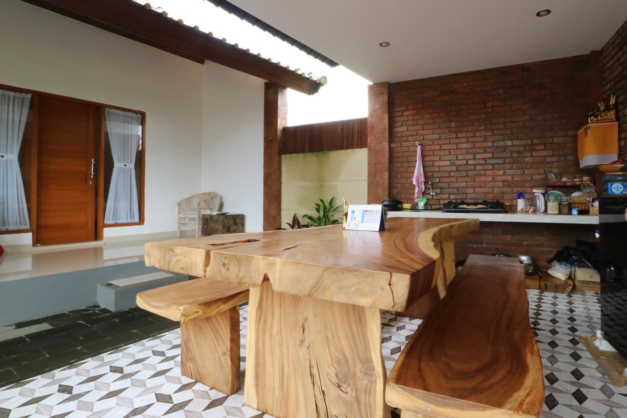 Aghasvina Guest House Canggu Extérieur photo