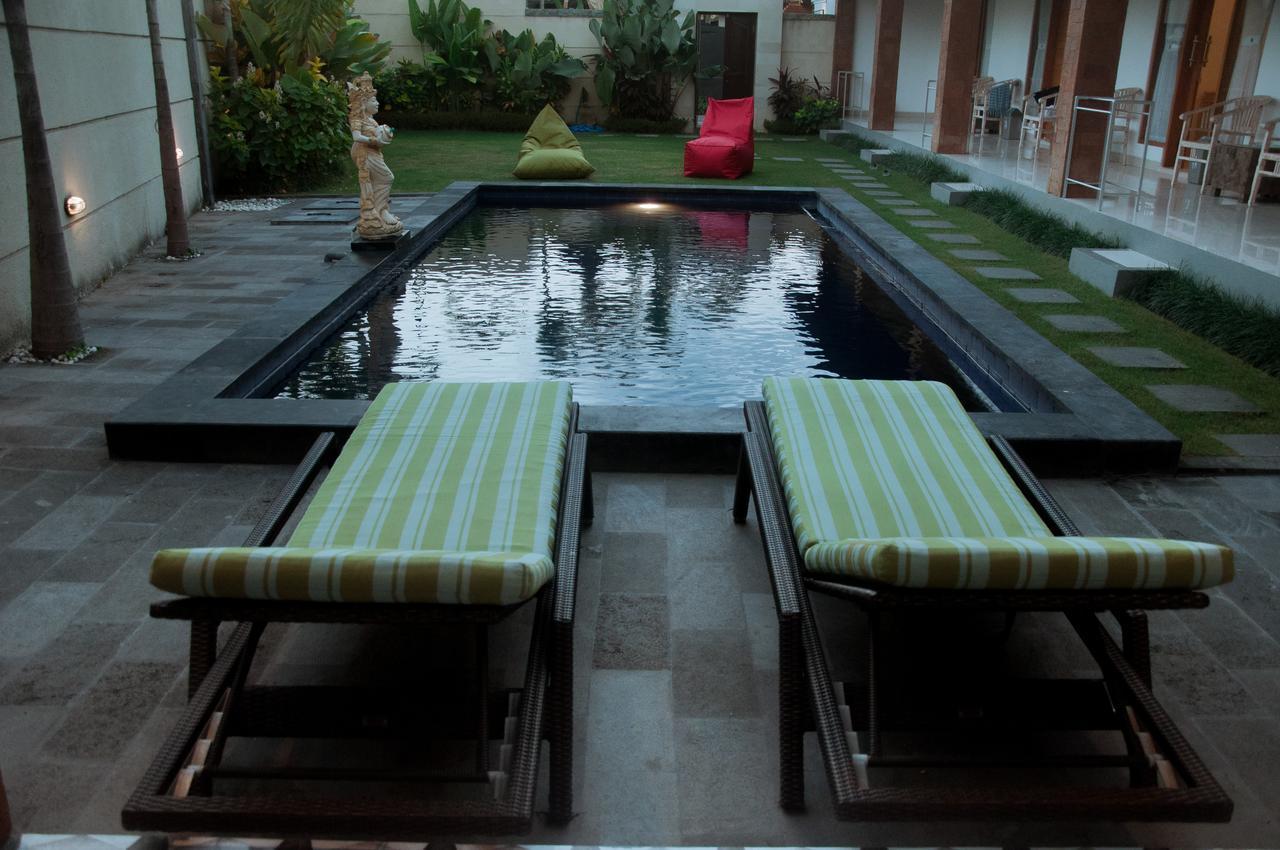 Aghasvina Guest House Canggu Extérieur photo