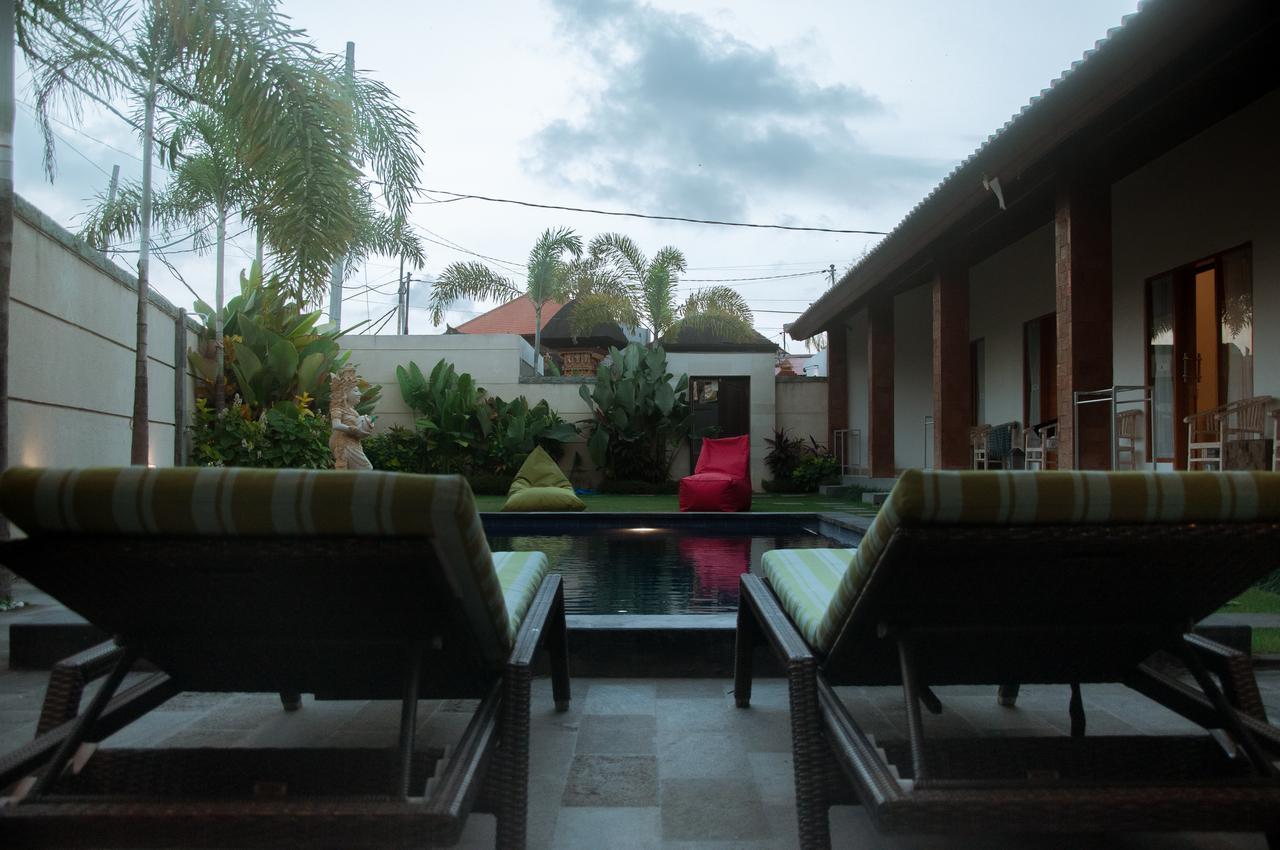 Aghasvina Guest House Canggu Extérieur photo